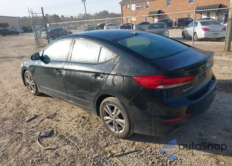 2017 Hyundai Elantra Se z USA, uszkodzony, nr VIN KMHD84LF5HU064228
